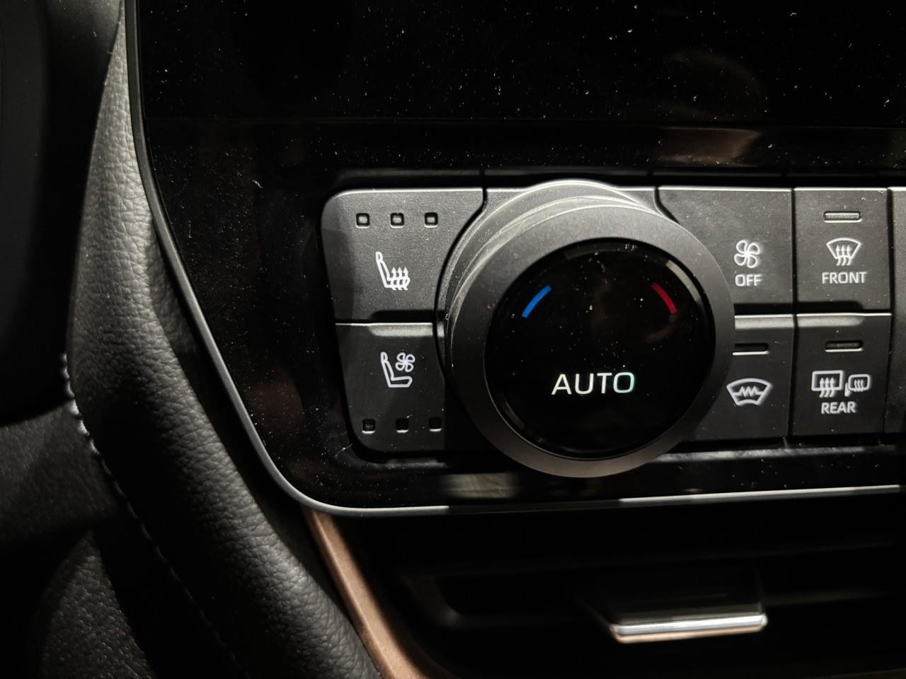 2025 Toyota Grand Highlander Platinum Max Photo