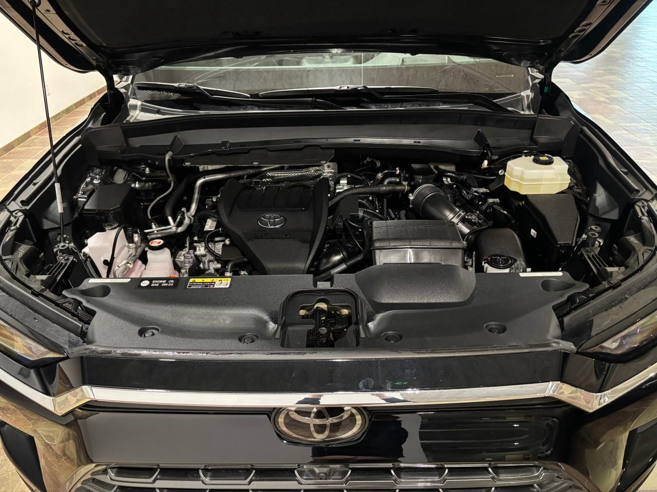 2025 Toyota Grand Highlander Platinum Max Photo