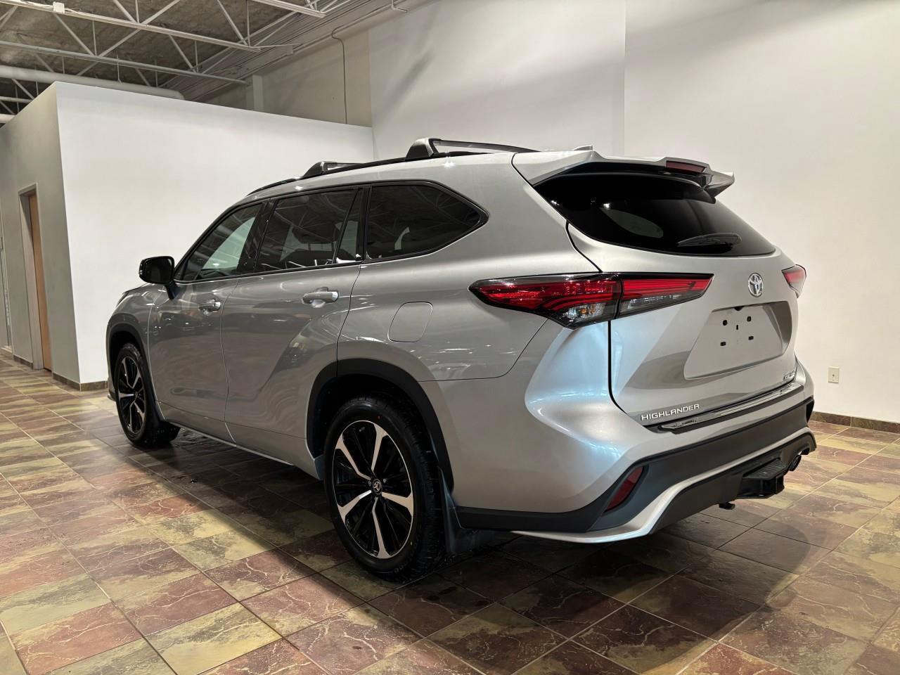 2022 Toyota Highlander XSE Photo