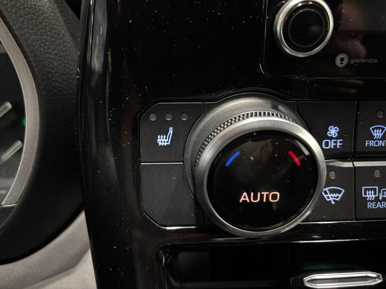 2022 Toyota Highlander XSE Photo