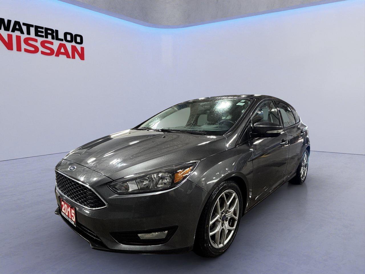 2015 Ford Focus SE Photo0