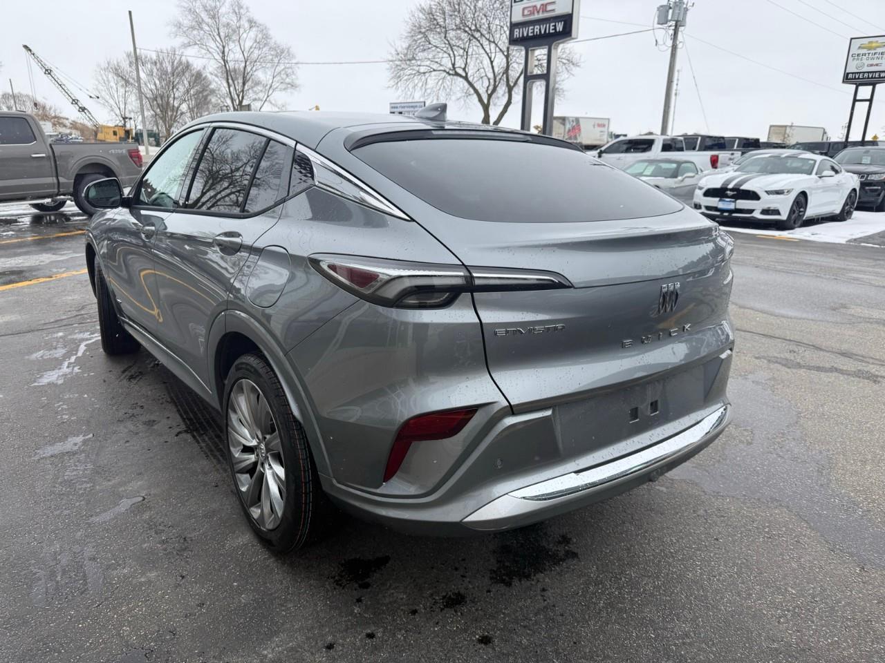 2026 Buick Envista Avenir 4dr Front-Wheel Drive Photo4