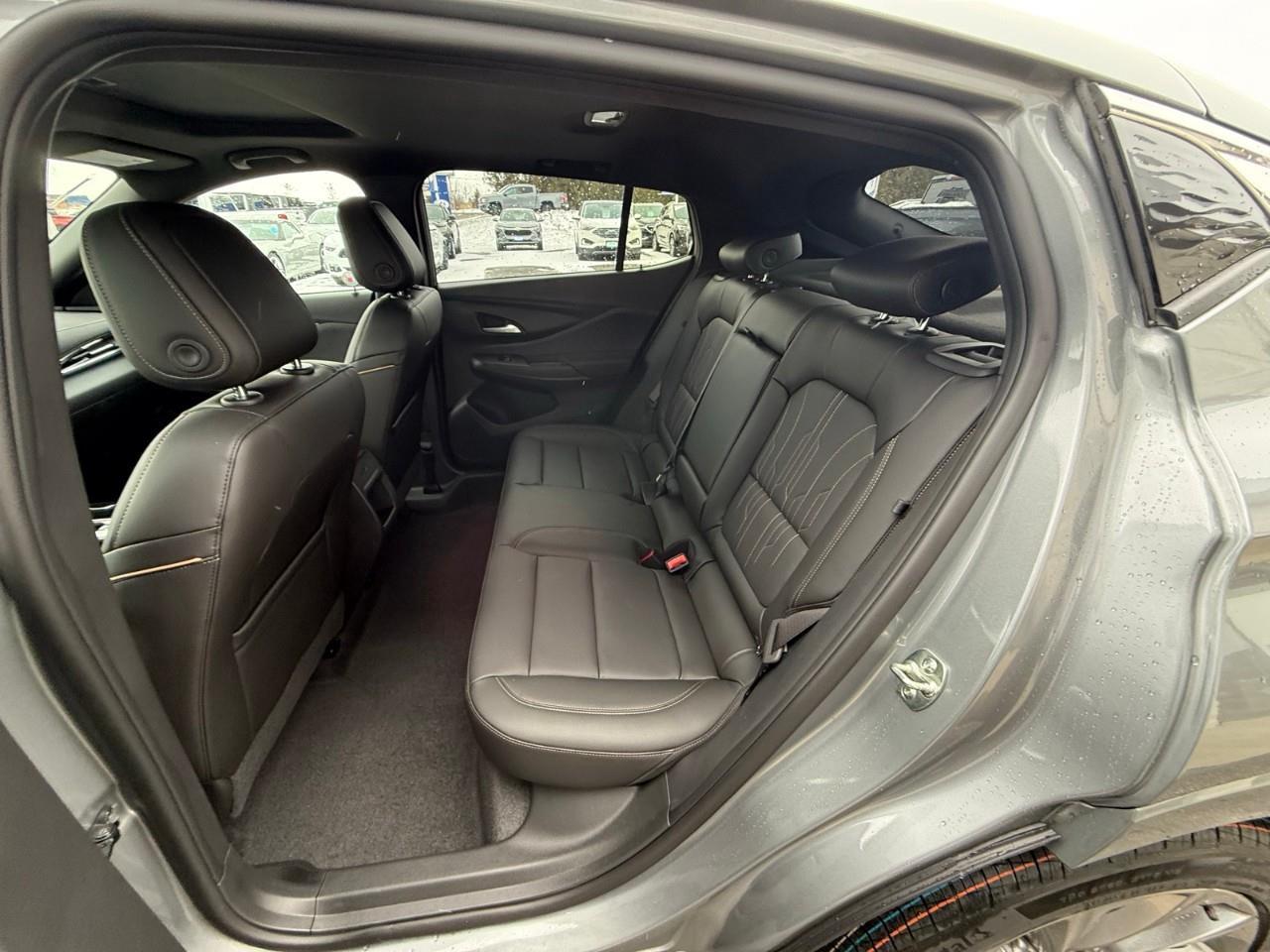 2026 Buick Envista Avenir 4dr Front-Wheel Drive Photo
