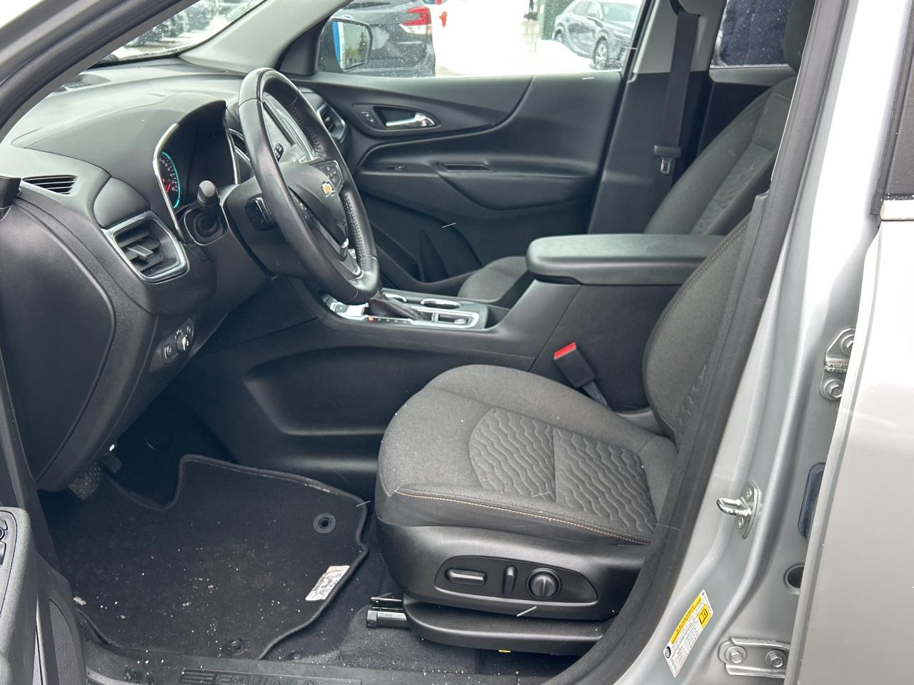 2021 Chevrolet Equinox LT TURBO Photo