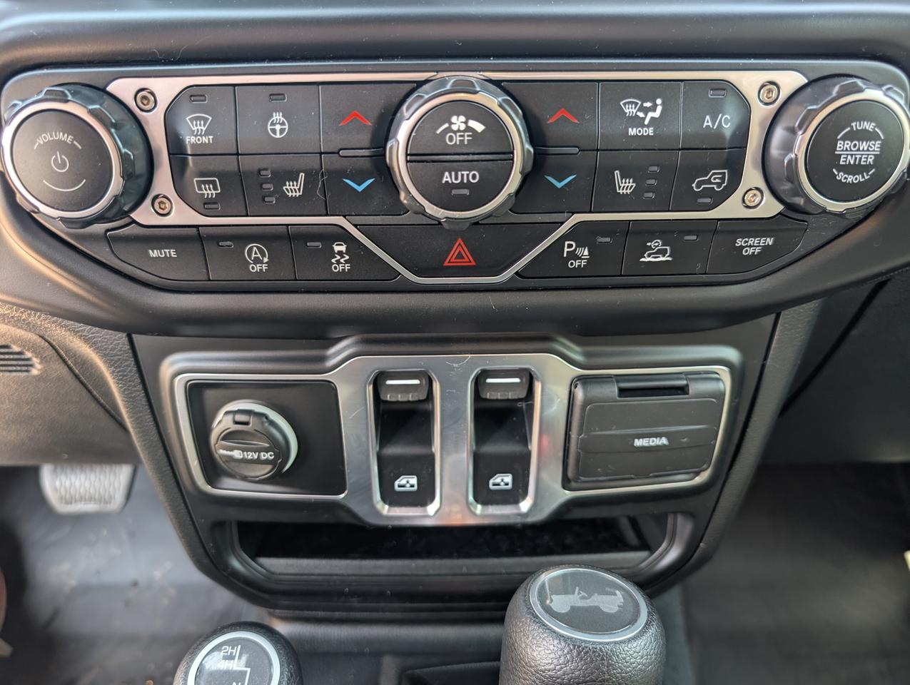 2022 Jeep Wrangler Sport 2dr 4x4 Photo