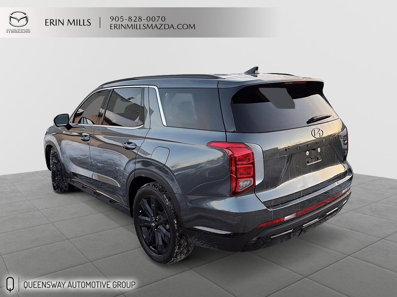 2024 Hyundai PALISADE Urban 7 Passenger 7 Passenger Photo3