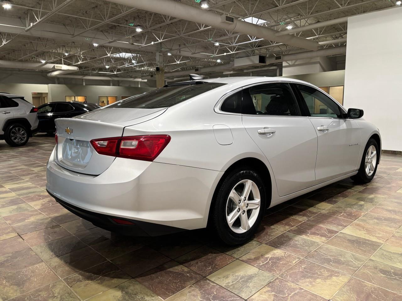 2021 Chevrolet Malibu LS Photo