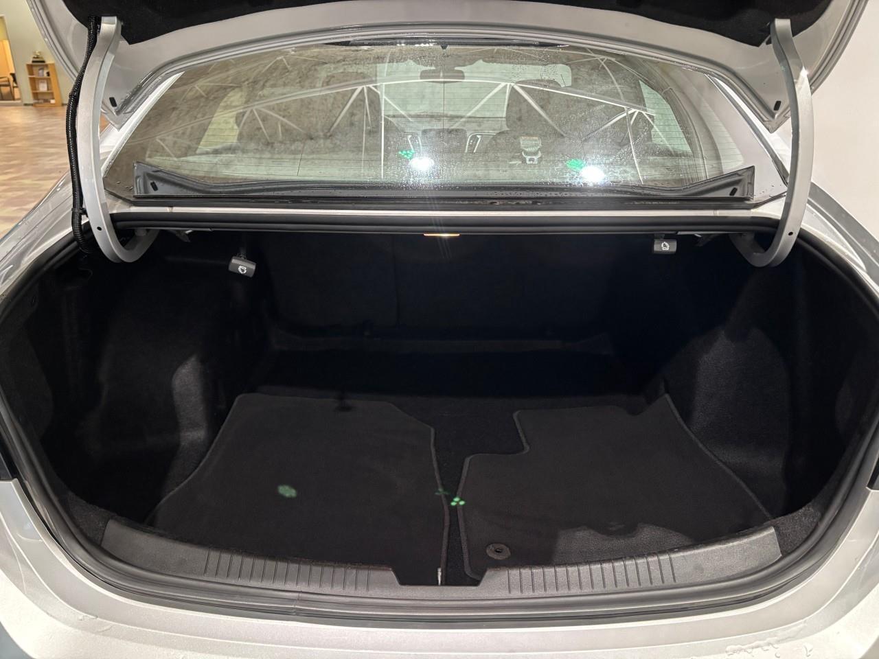 2021 Chevrolet Malibu LS Photo