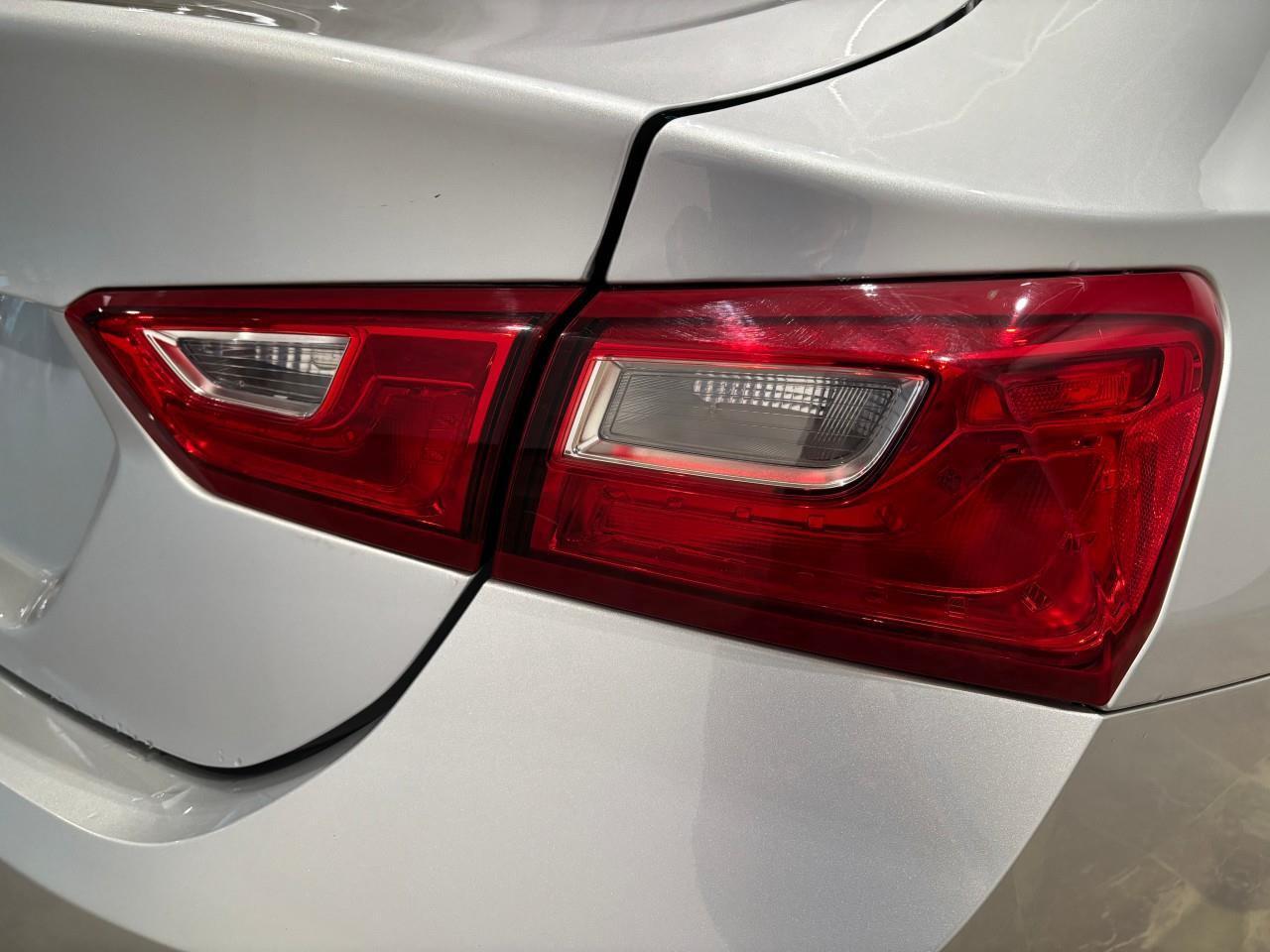 2021 Chevrolet Malibu LS Photo