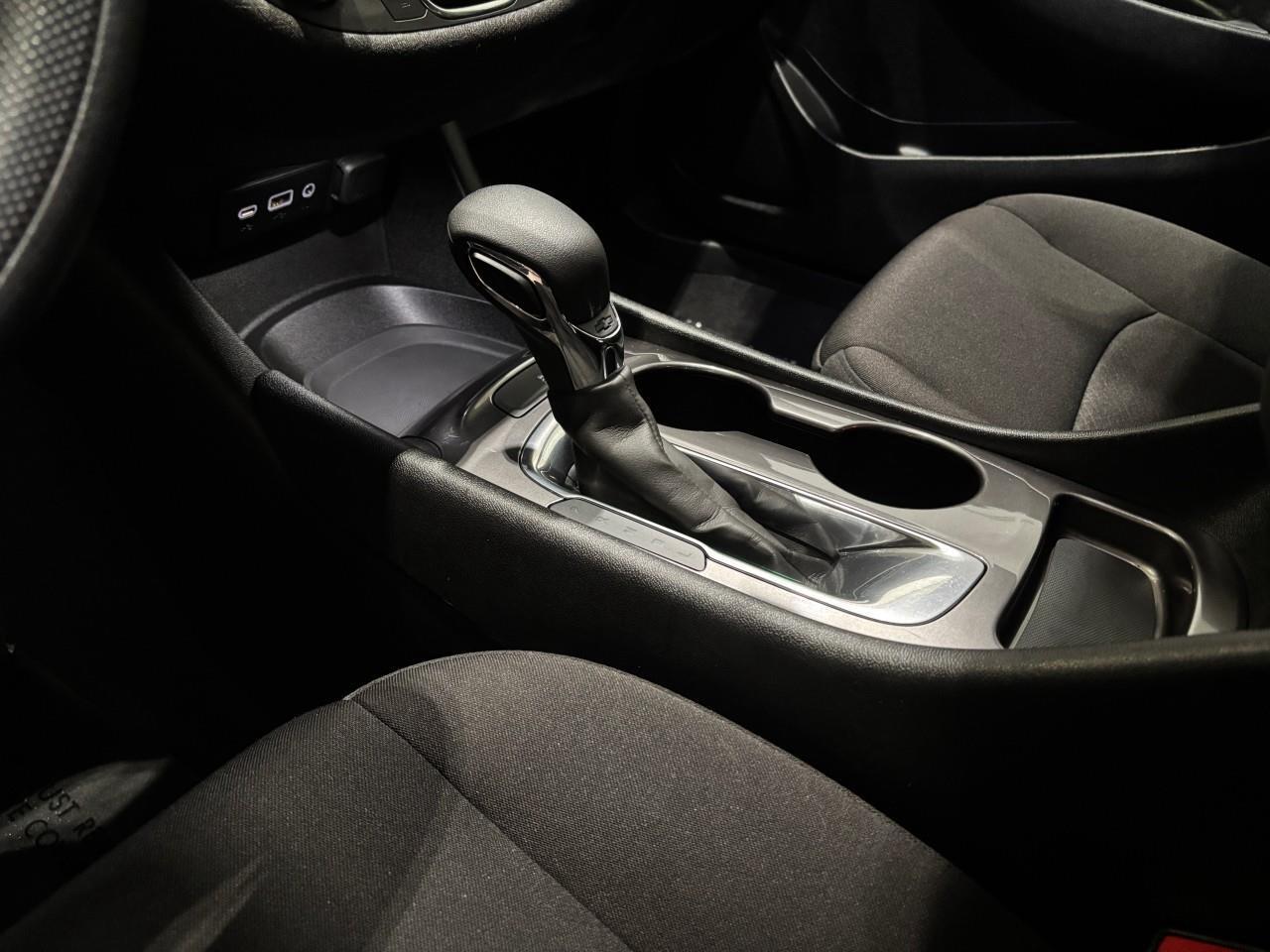 2021 Chevrolet Malibu LS Photo