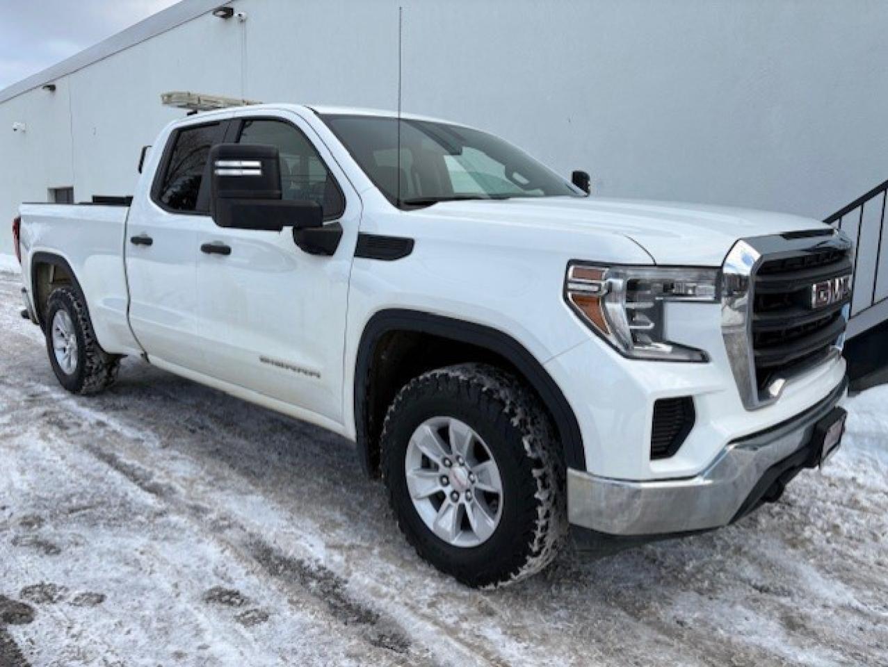 2020 GMC Sierra 1500 4WD V8 5.3L DOUBLE CAB **NEW TIRES-TRANSMISSION** Photo