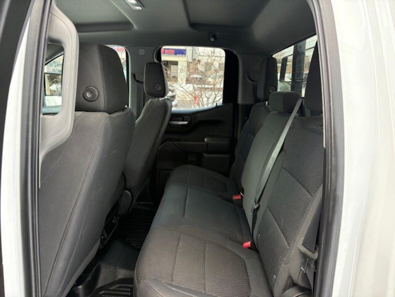 2020 GMC Sierra 1500 4WD V8 5.3L DOUBLE CAB **NEW TIRES-TRANSMISSION** Photo