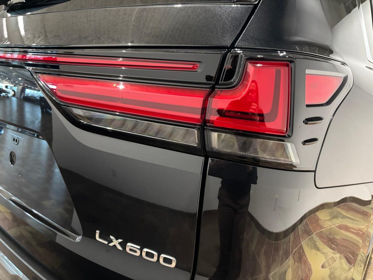 2025 Lexus LX 600  Photo