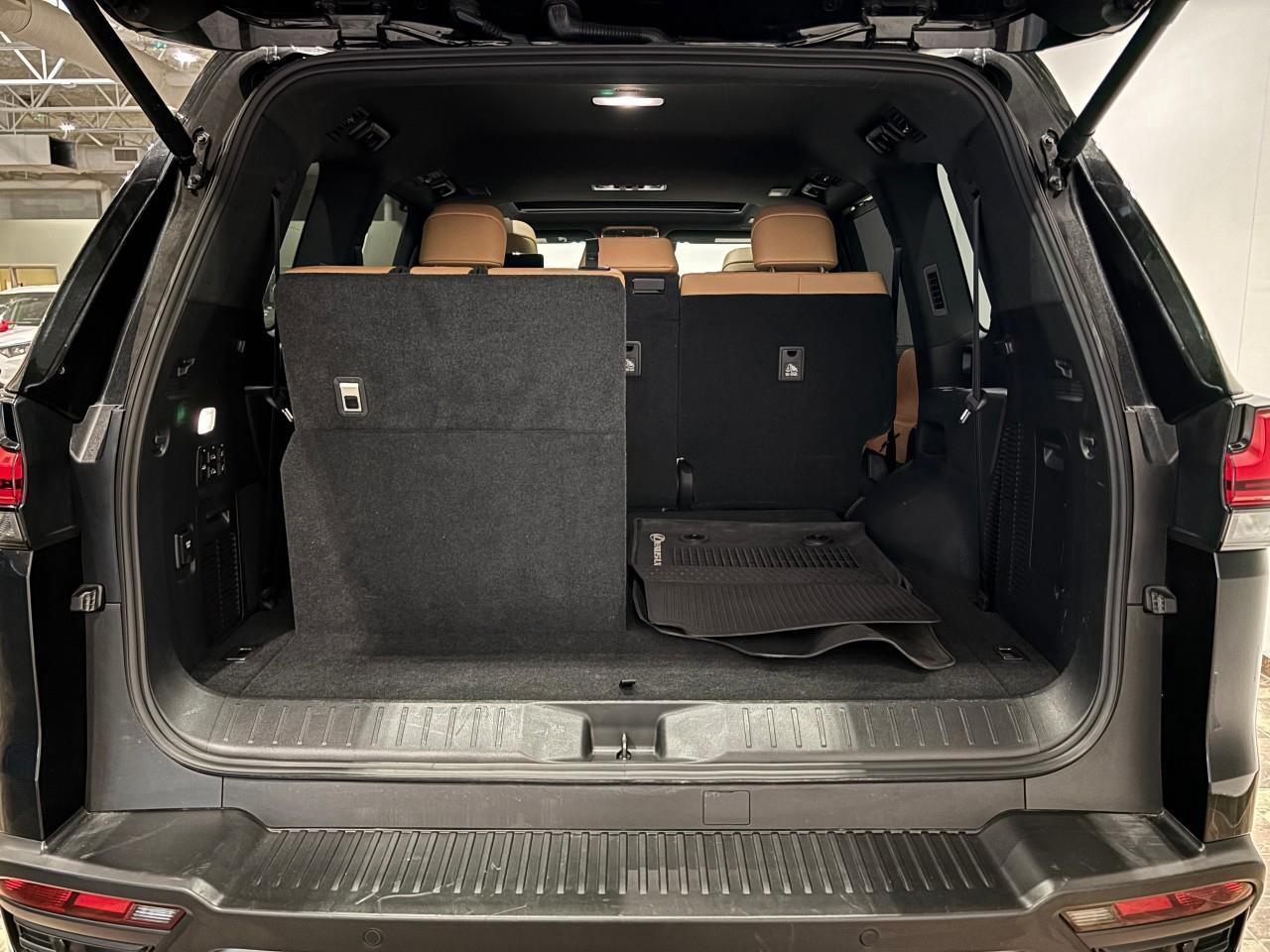 2025 Lexus LX 600  Photo