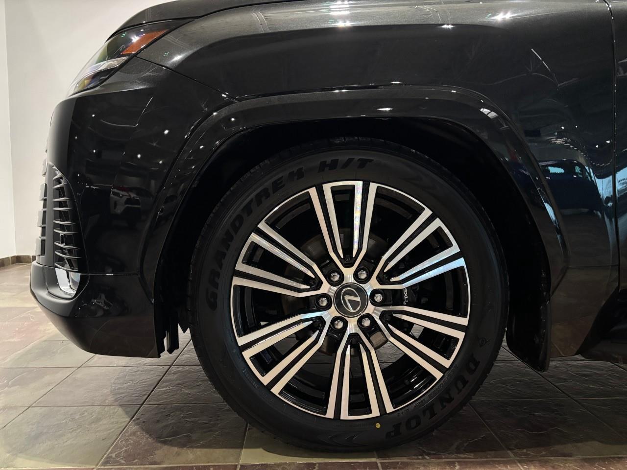 2025 Lexus LX 600  Photo