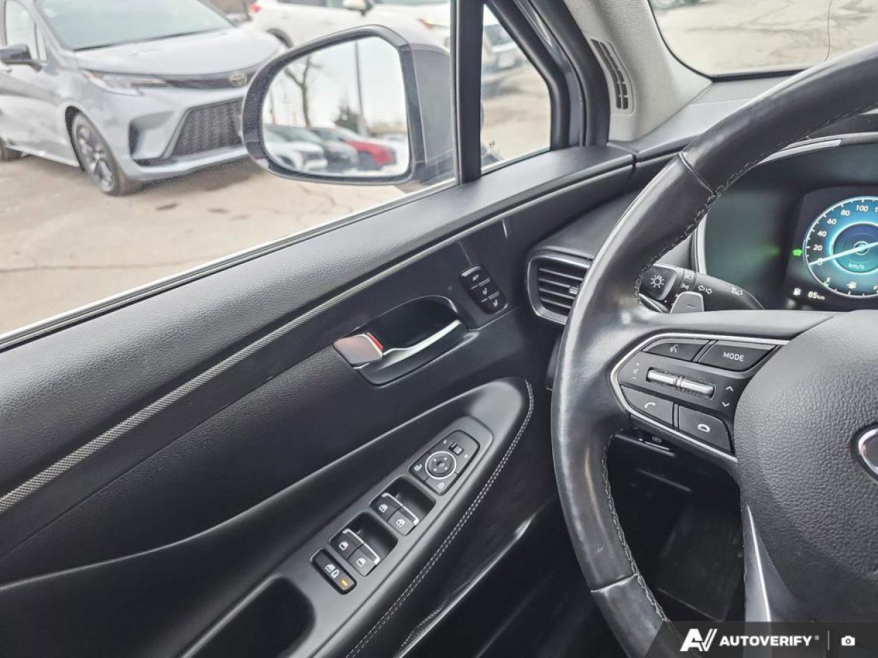 2023 Hyundai Santa Fe Hybrid Luxury Photo