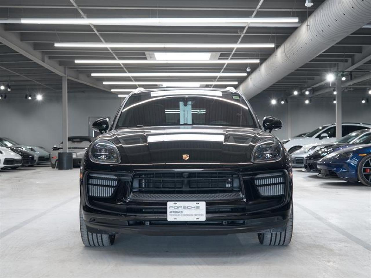 2023 Porsche Macan S Photo