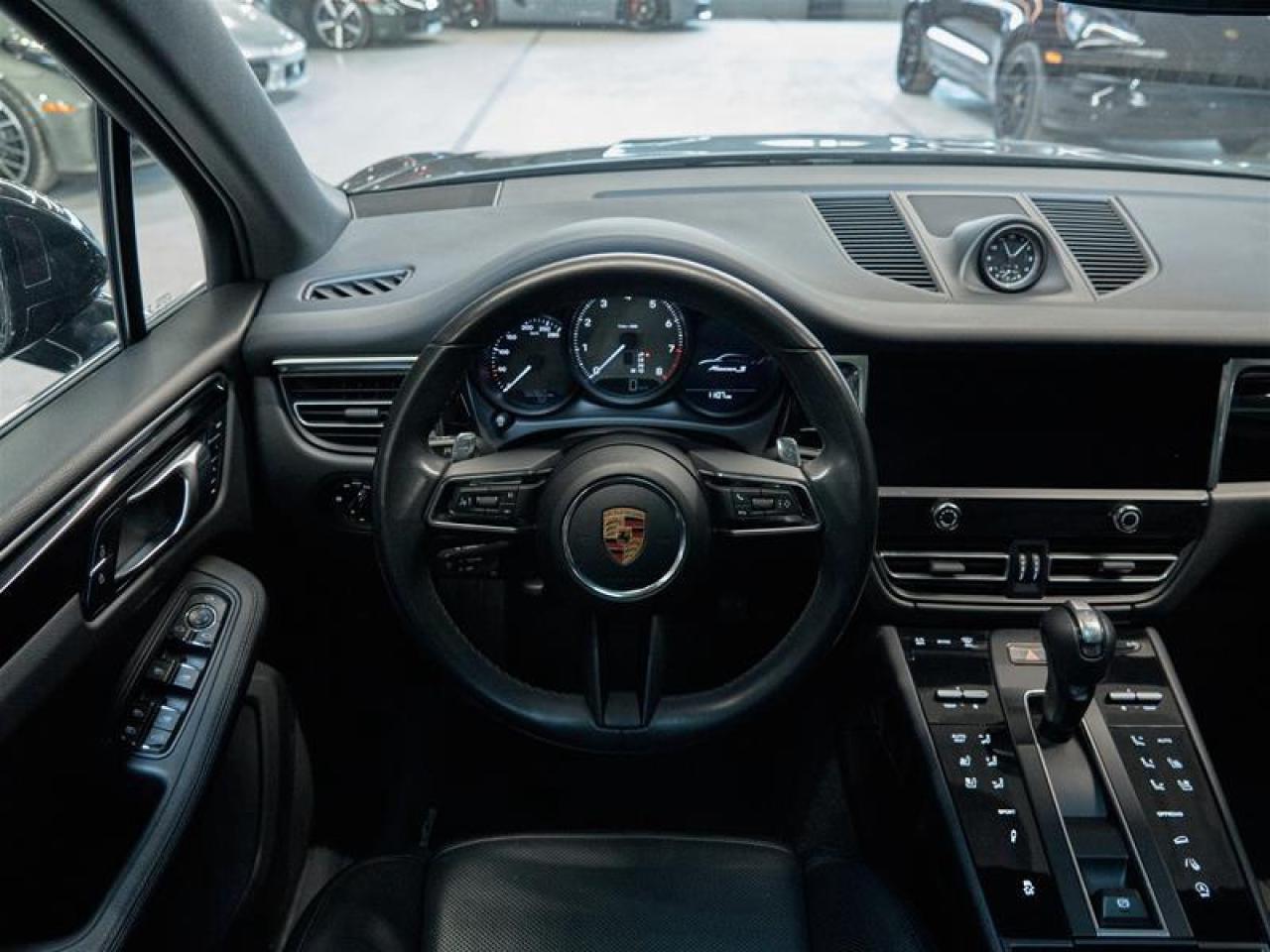 2023 Porsche Macan S Photo