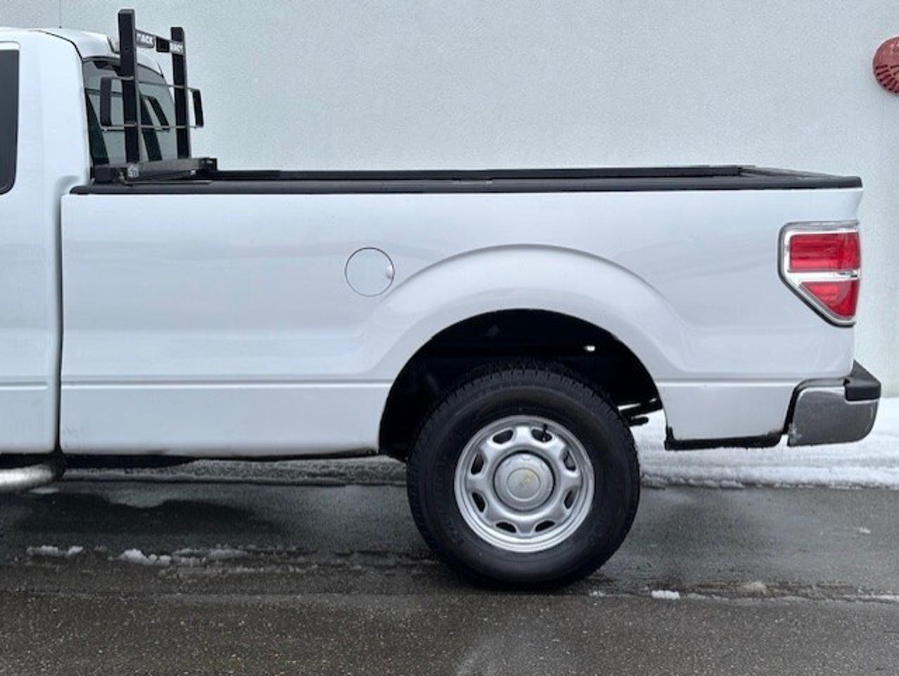 2013 Ford F-150 V8 5.0L REGULAR CAB LONG BOX-1 OWNER-CERTIFIED Photo