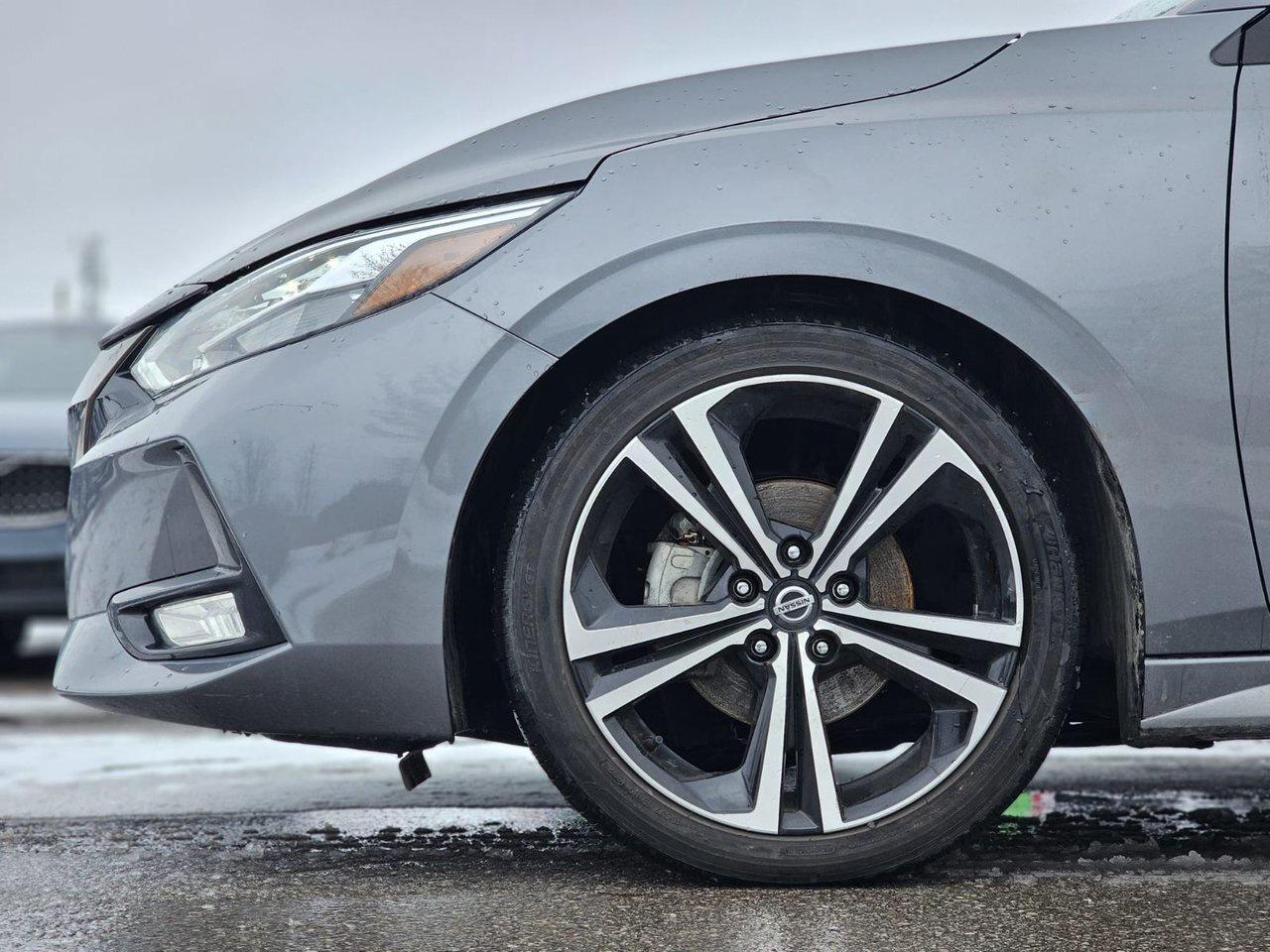 2020 Nissan Sentra SR Photo