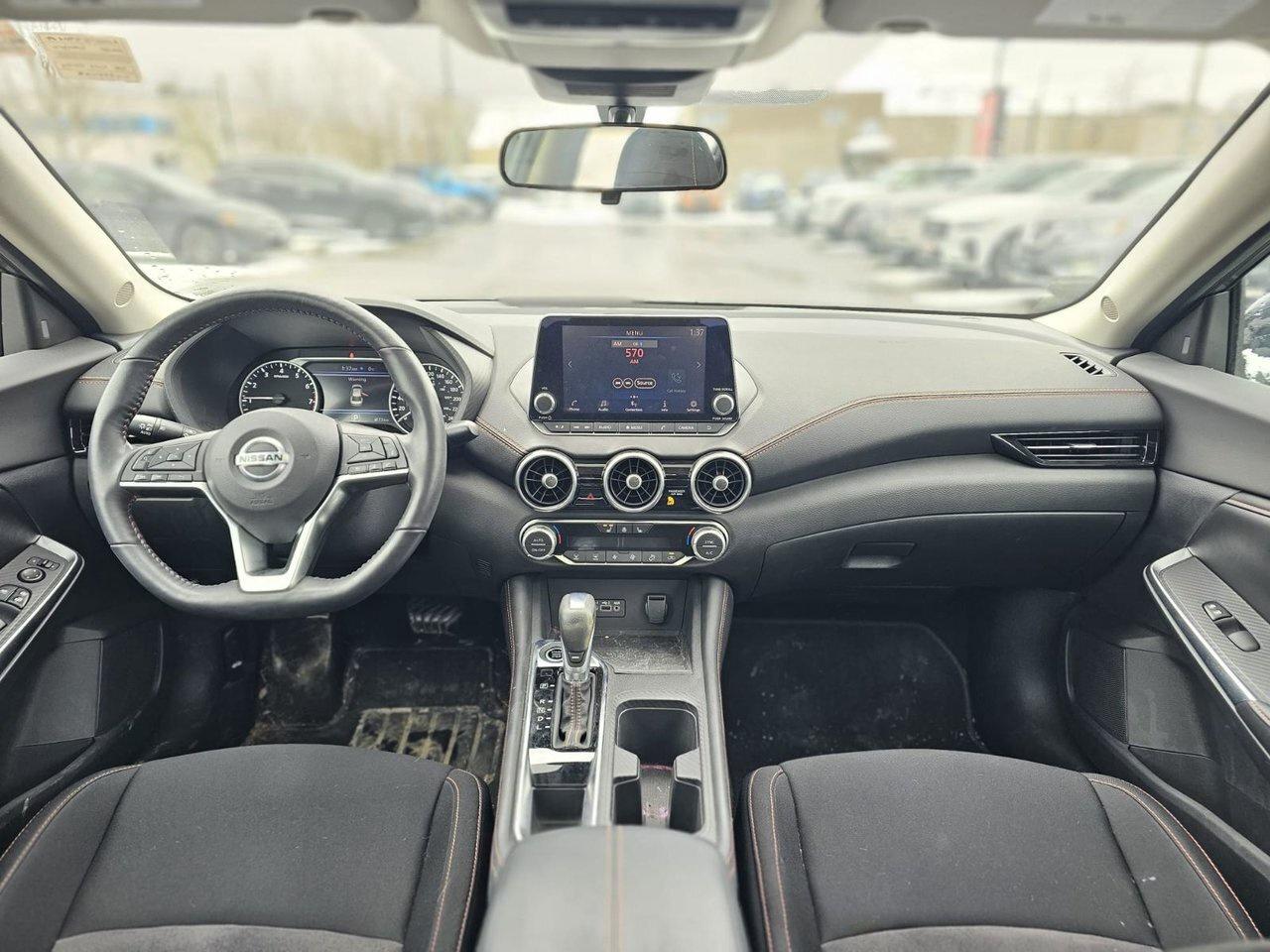 2020 Nissan Sentra SR Photo