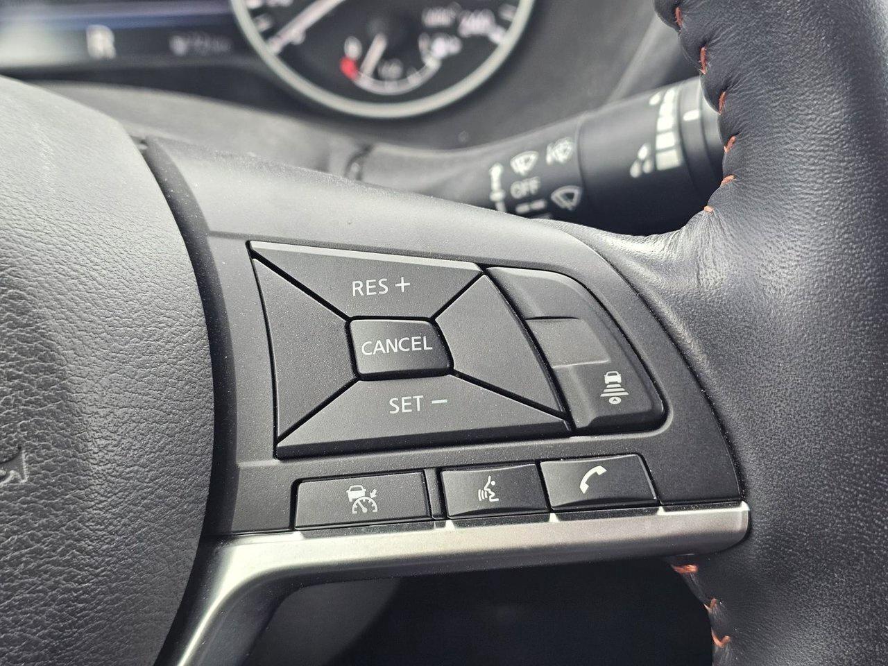 2020 Nissan Sentra SR Photo