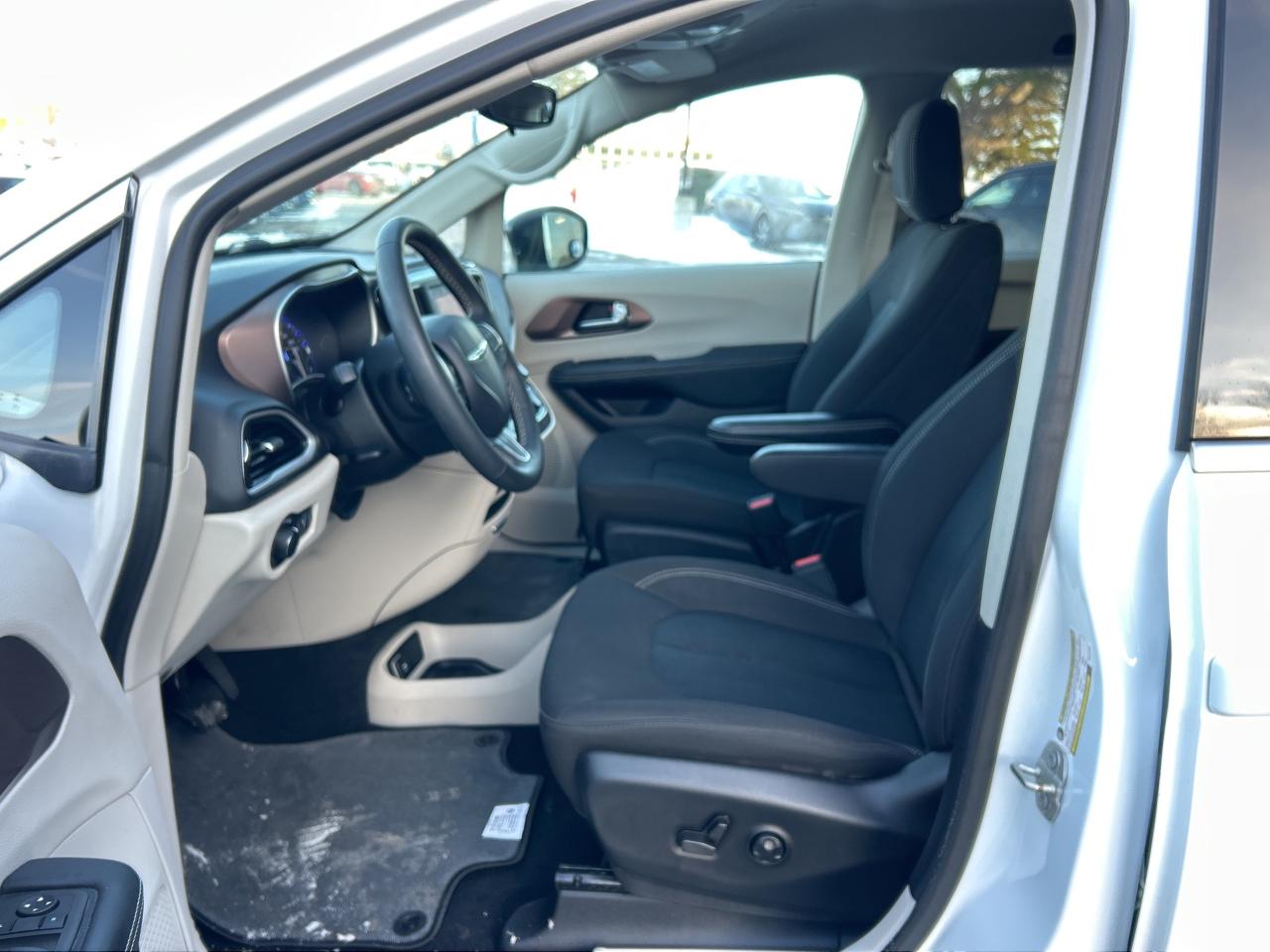 2024 Chrysler Grand Caravan SXT   Power Sliding Doors   Clean Carfax Photo