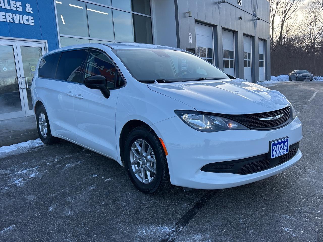 2024 Chrysler Grand Caravan SXT   Power Sliding Doors   Clean Carfax Photo