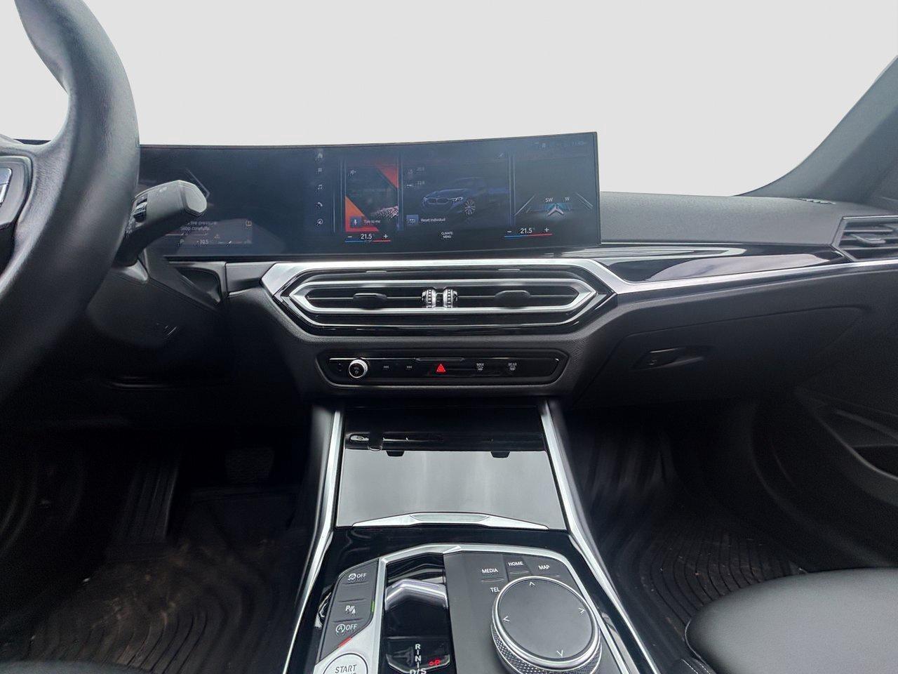 2023 BMW 3 Series 330i xDrive Photo