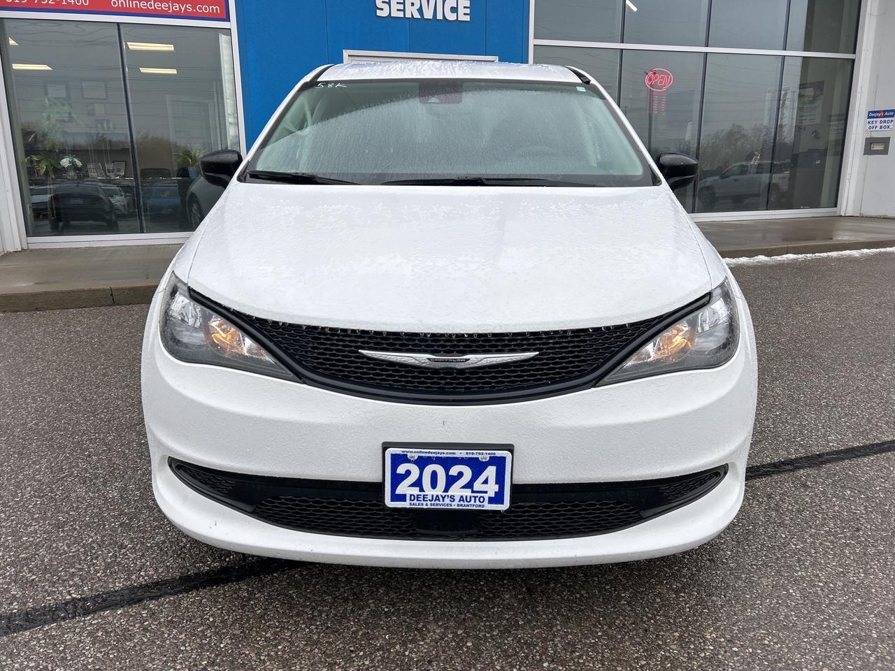2024 Chrysler Grand Caravan SXT Photo