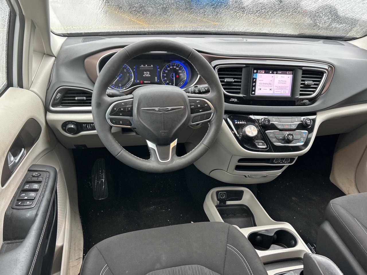 2024 Chrysler Grand Caravan SXT Photo