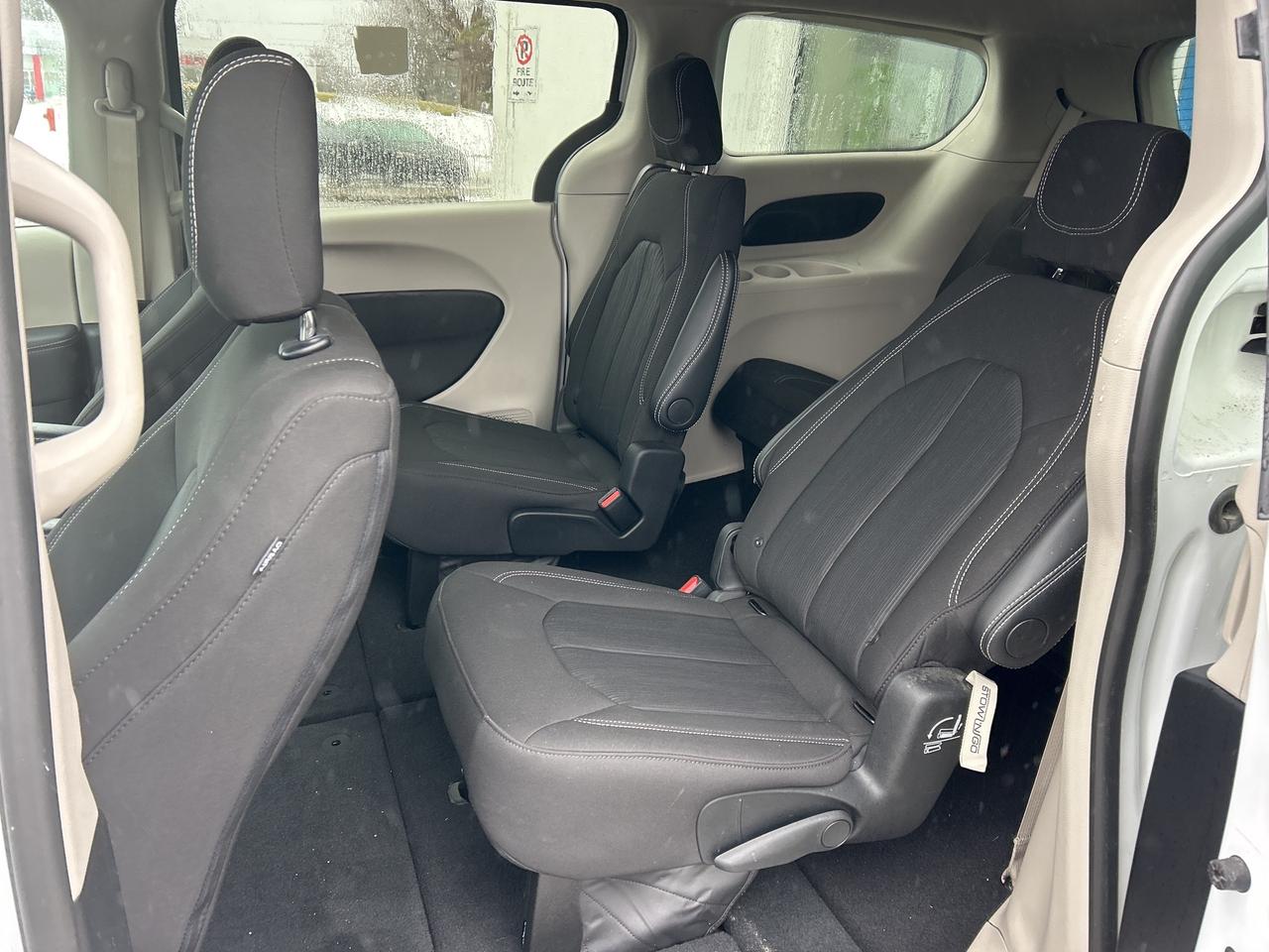2024 Chrysler Grand Caravan SXT Photo