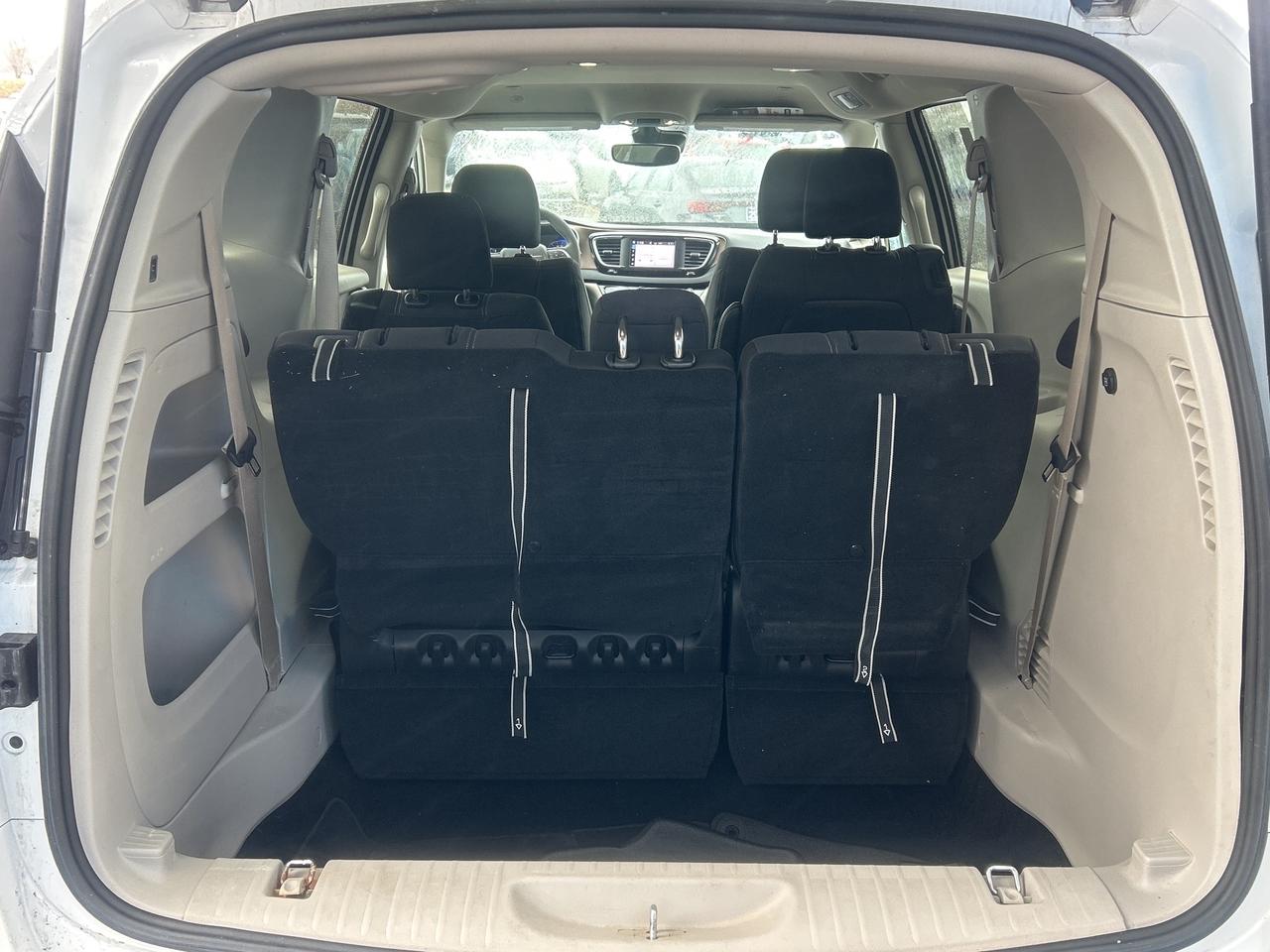 2024 Chrysler Grand Caravan SXT Photo