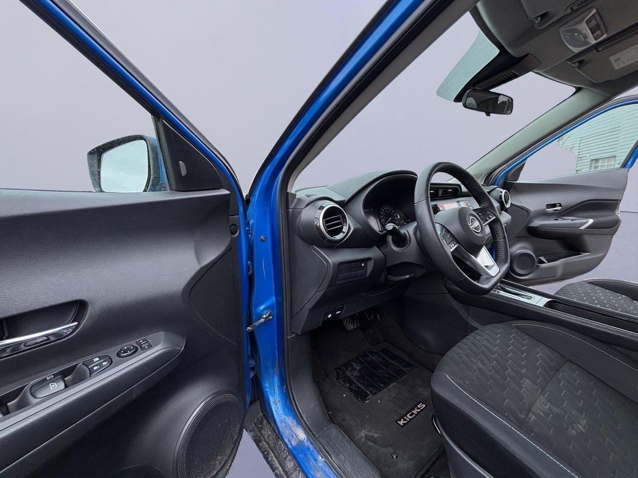 2022 Nissan Kicks SV FWD !!! NO ACCIDENTS !!! ONE OWNER !!! REMOTE S Photo