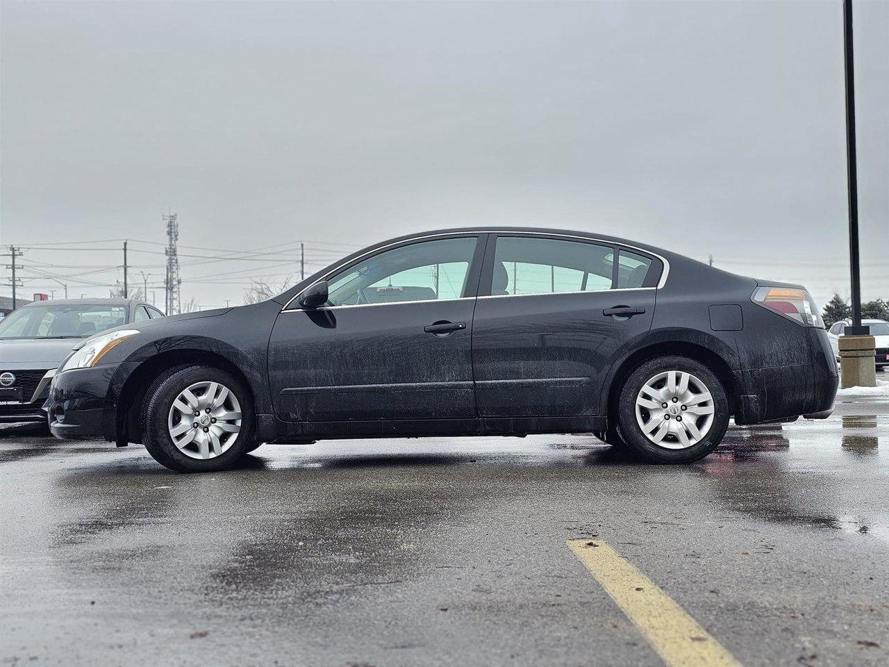 2011 Nissan Altima 2.5 S Photo3