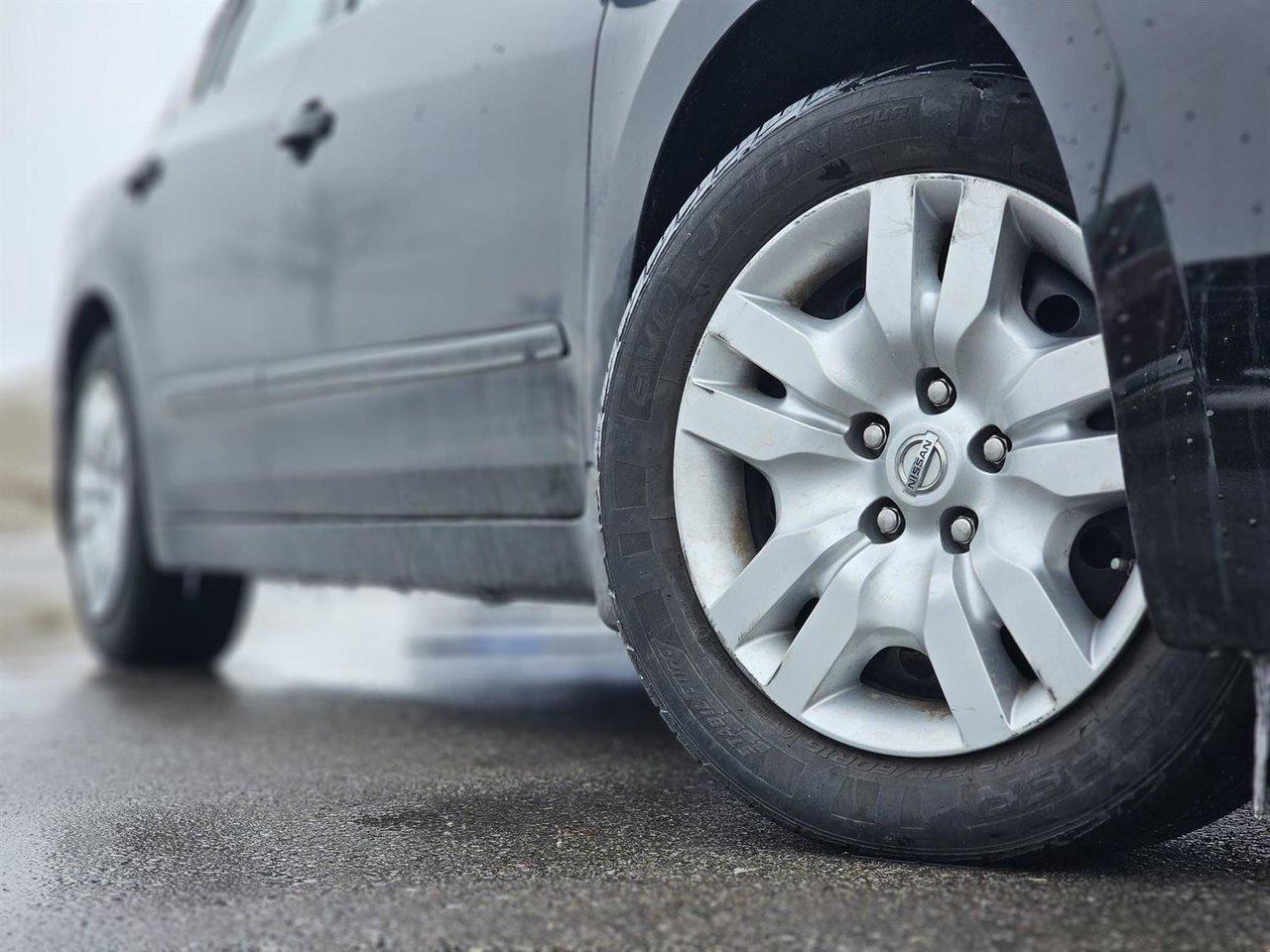 2011 Nissan Altima 2.5 S Photo