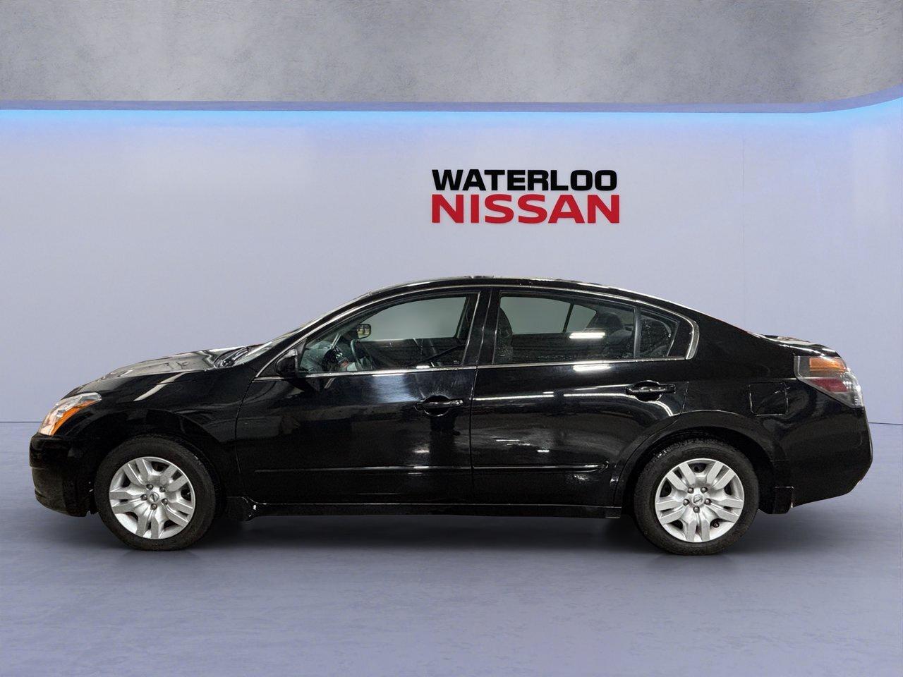 2011 Nissan Altima 2.5 S Photo