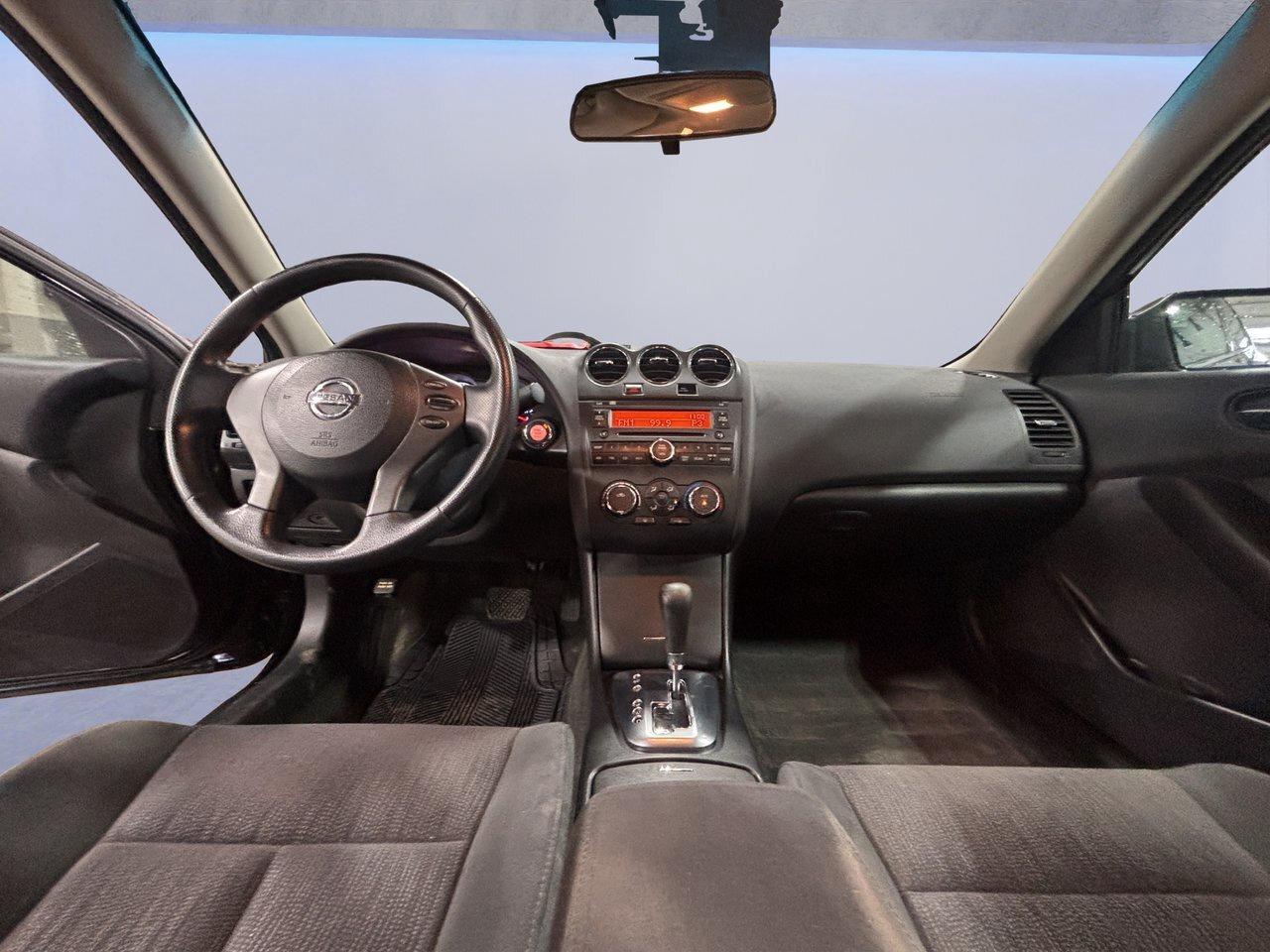 2011 Nissan Altima 2.5 S Photo