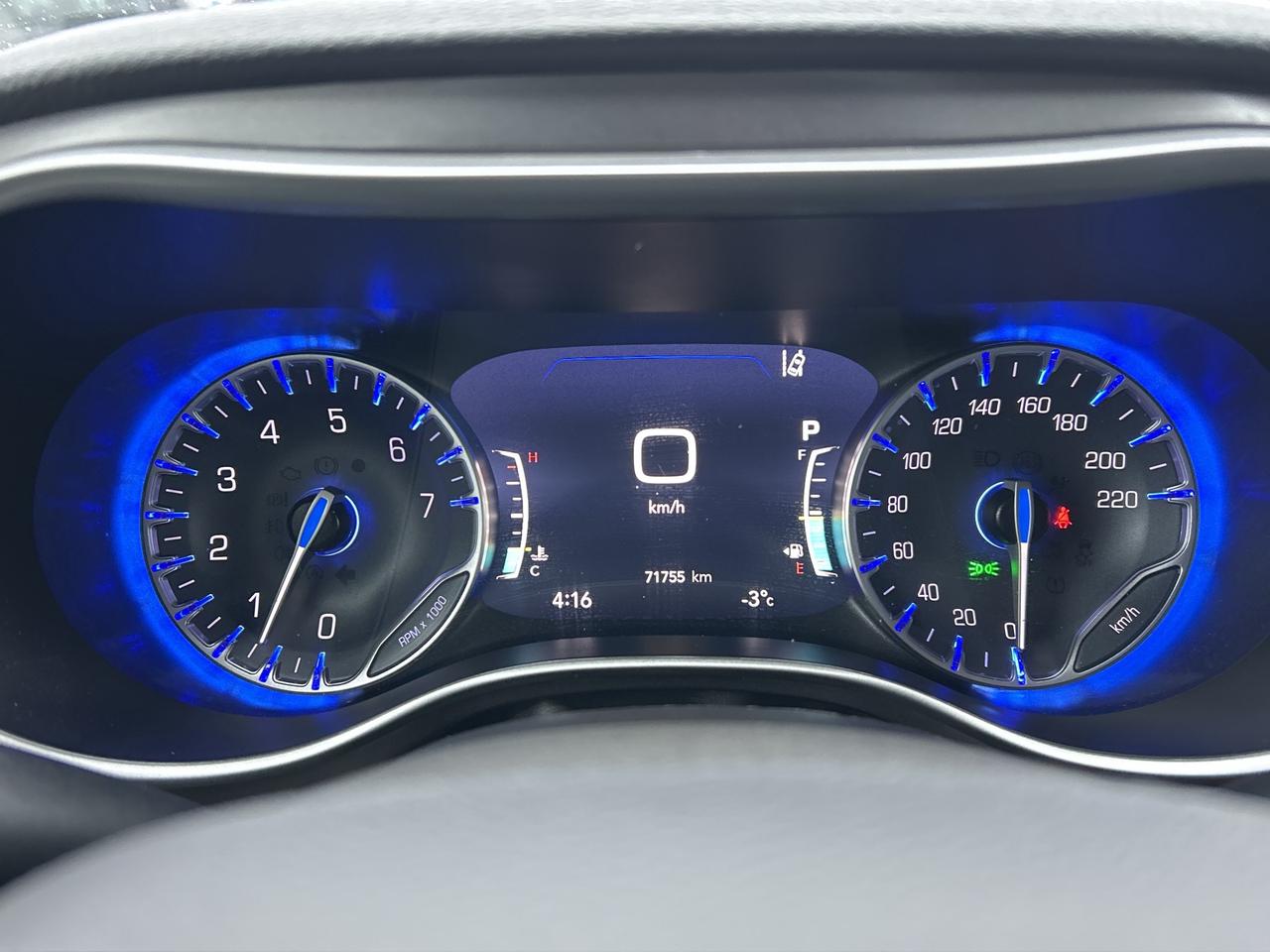 2023 Chrysler Pacifica Touring L   Leather   Nav   Automatic Doors   Stow Photo