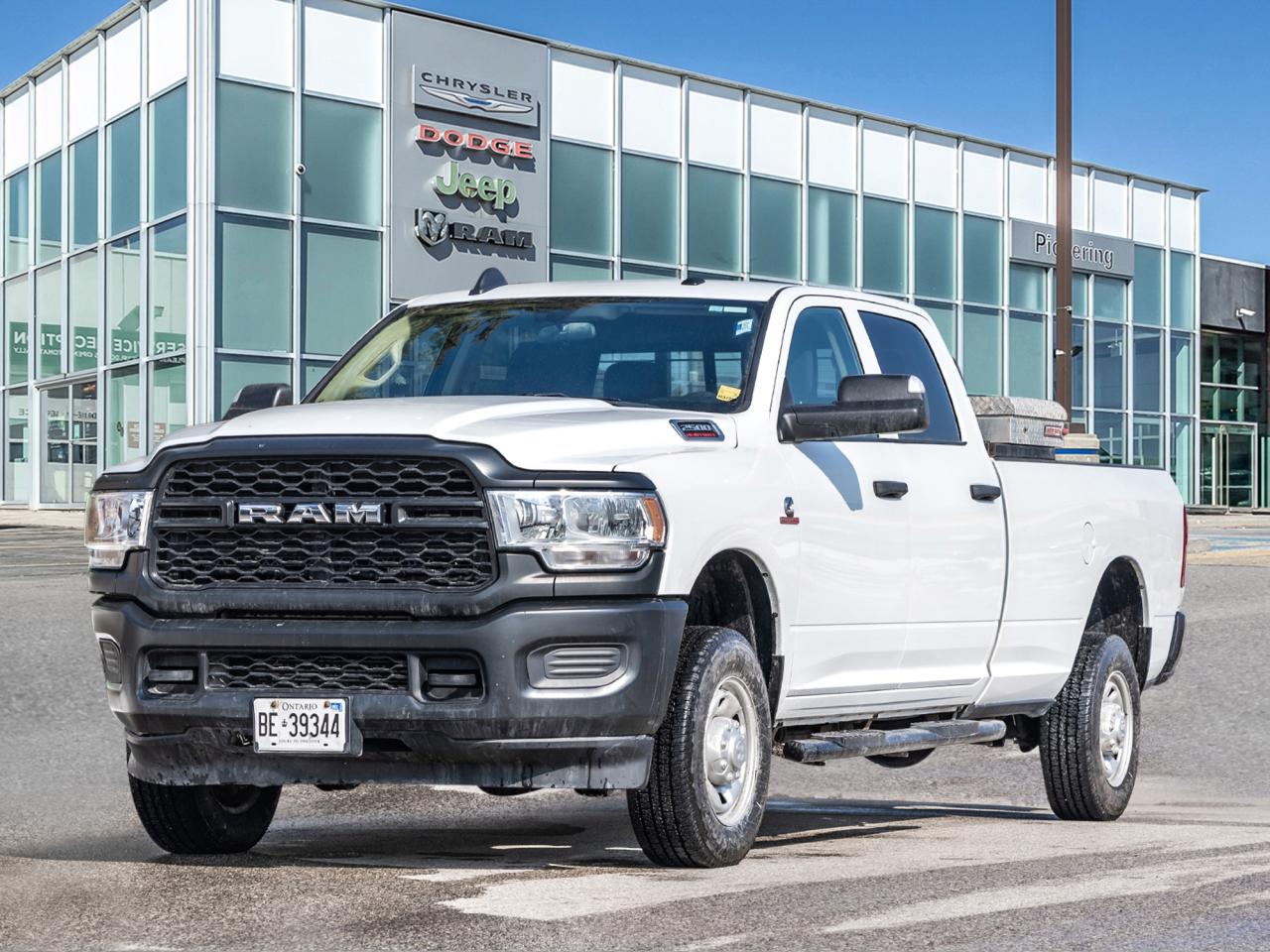 2020 RAM 2500 Tradesman 4x4 Crew Cab 8' Box Photo0
