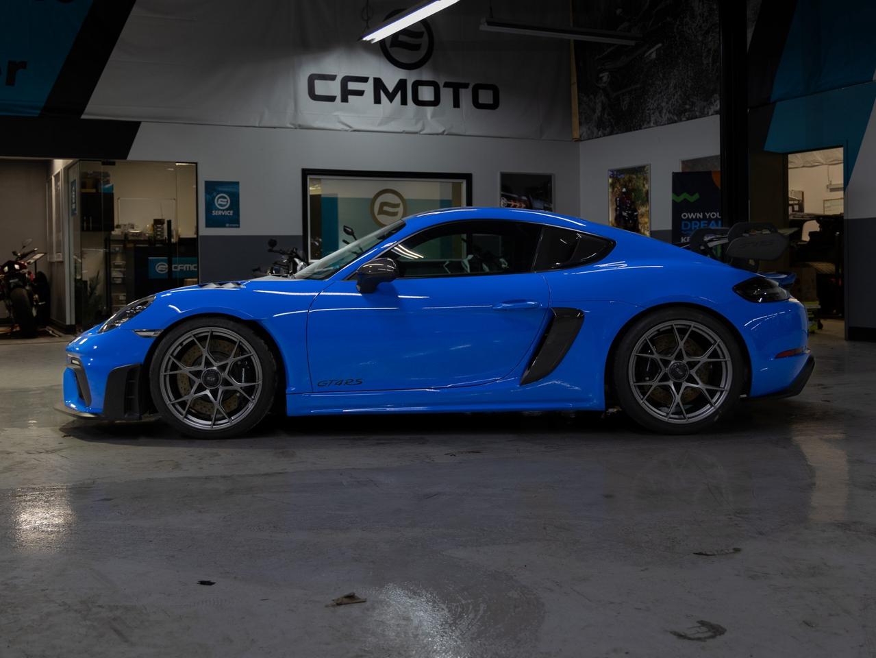 2023 Porsche 718 Cayman GT4 RS   FULLY OPTIONED   FULL PPF   NO ACCIDENTS Photo