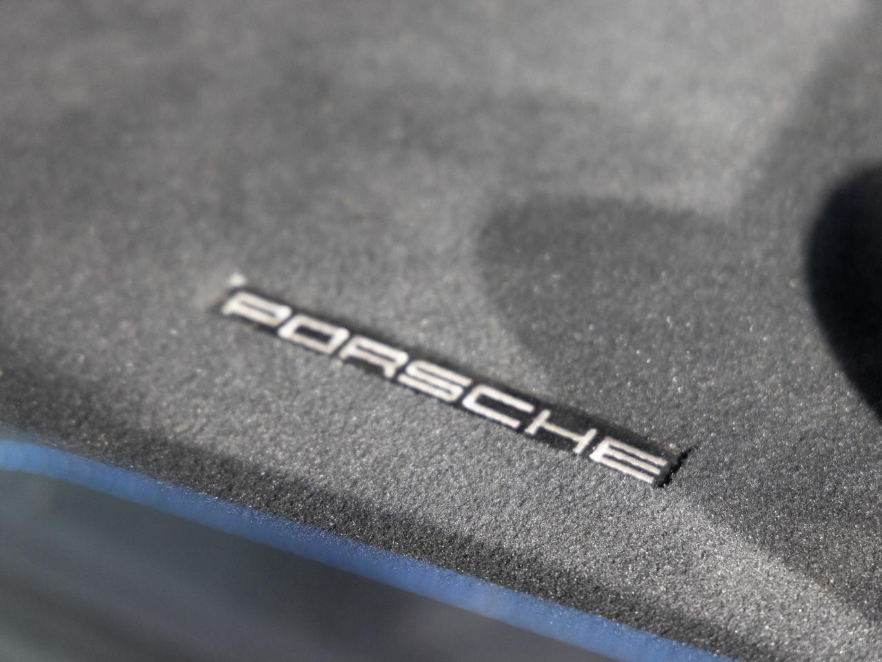 2023 Porsche 718 Cayman GT4 RS   FULLY OPTIONED   FULL PPF   NO ACCIDENTS Photo