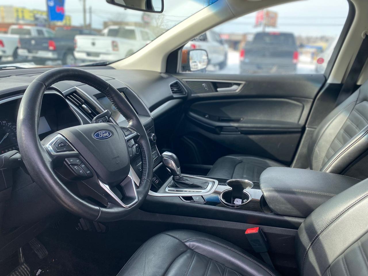 2017 Ford Edge SEL AWD ~Nav ~Heated Leather ~Moonroof ~Camera Photo