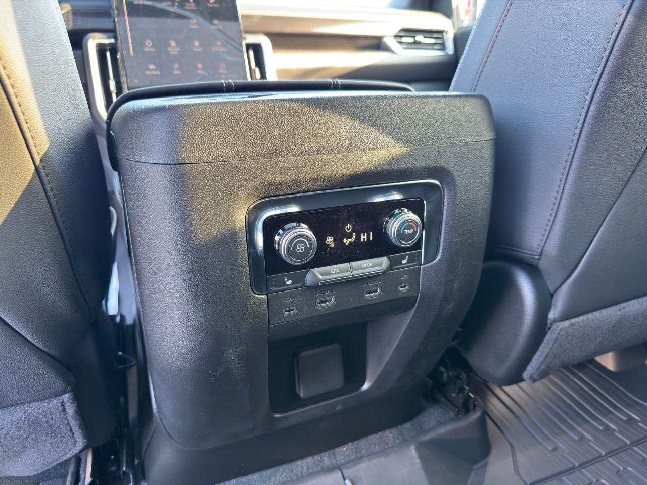 2026 GMC Yukon 4WD 4dr Elevation Photo