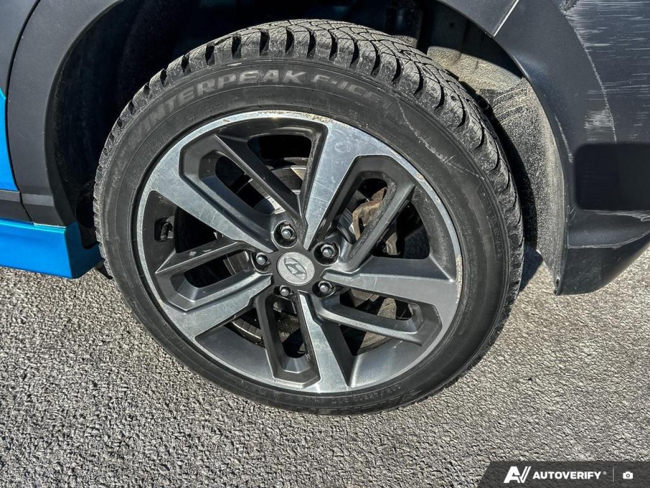 2020 Hyundai KONA 1.6T Trend w/Two-Tone Roof 4dr All-Wheel Drive Photo