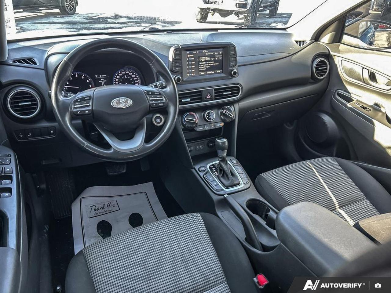 2020 Hyundai KONA 1.6T Trend w/Two-Tone Roof 4dr All-Wheel Drive Photo