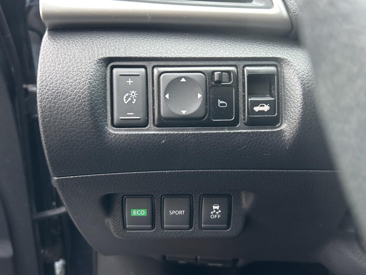 2017 Nissan Sentra S   Clean Carfax Photo