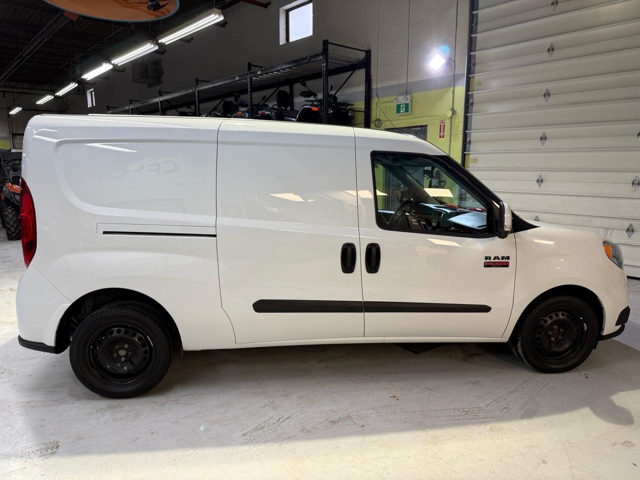 2021 RAM ProMaster City SLT   CAMERA   SHELVING   DIVIDER Photo