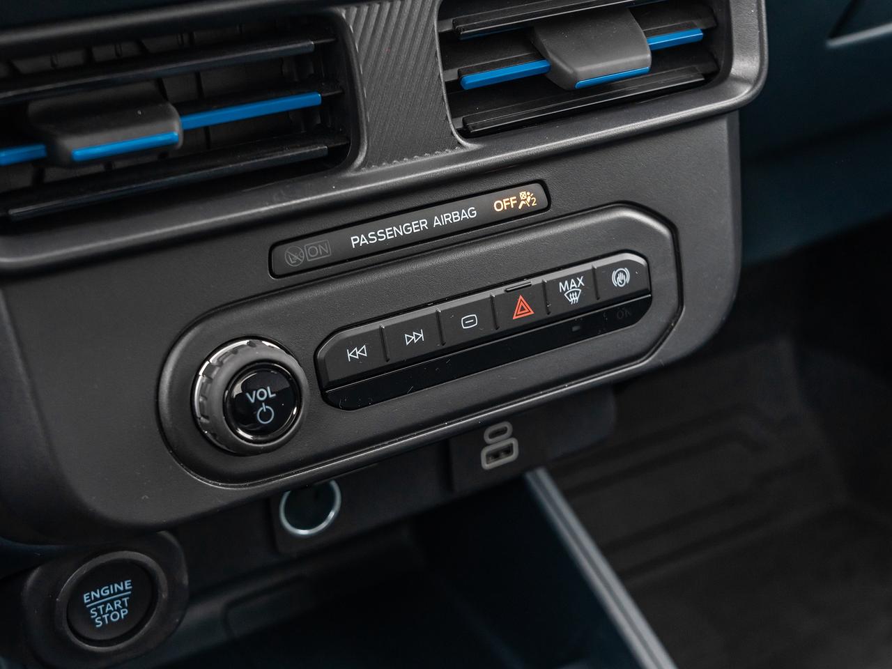 2025 Ford Maverick XLT AWD SuperCrew Photo