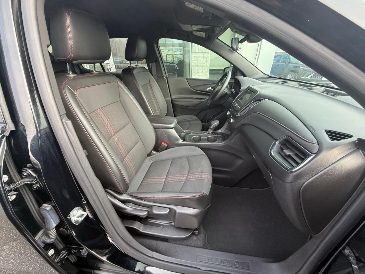 2024 Chevrolet Equinox RS 4dr All-Wheel Drive Photo